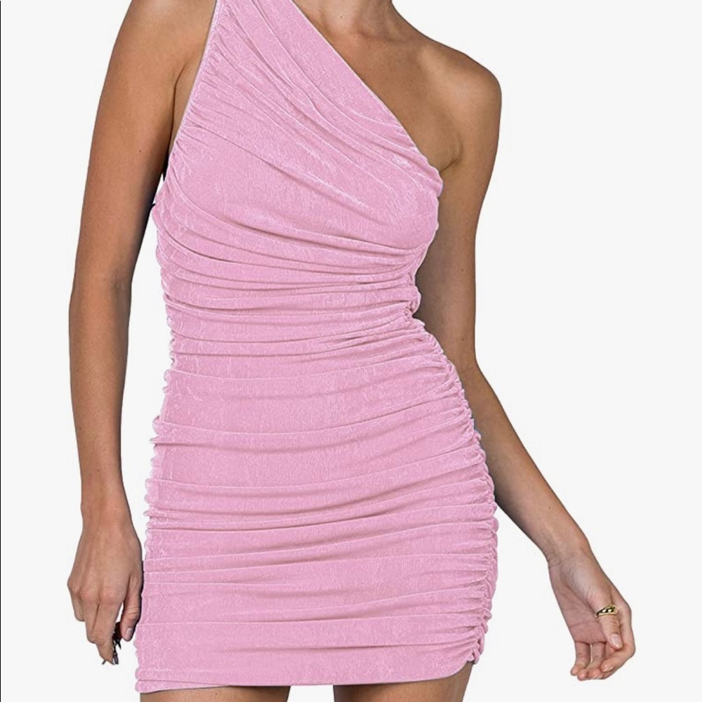 Light pink sexy one shoulder ruched dress - never worn!!